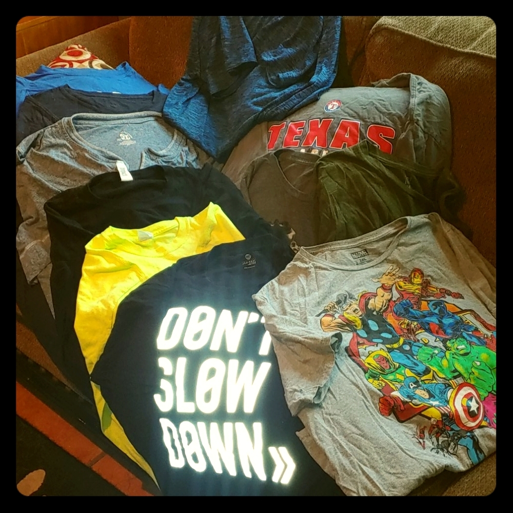 Lot of 11 short sleeve shirts